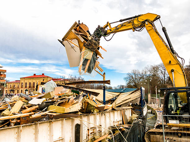 Best Junk Hauling Services  in Odon, IN